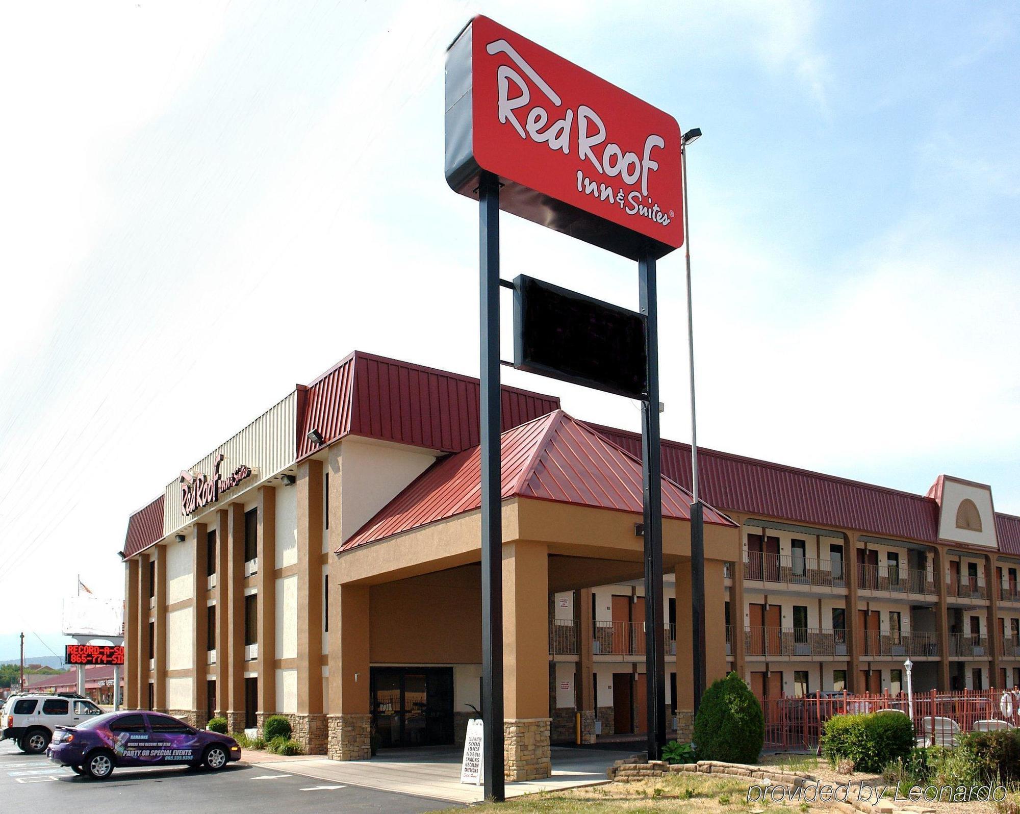 Red Roof Inn&Suites Pigeon Forge Parkway Exterior foto
