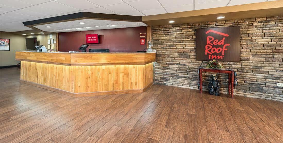 Red Roof Inn&Suites Pigeon Forge Parkway Exterior foto